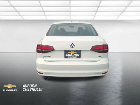 Used 2016 Volkswagen Jetta S FWD image 4