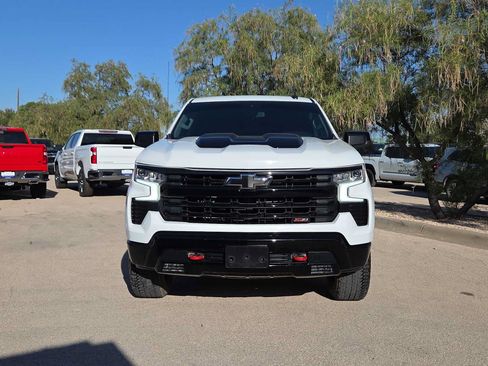 Used 2026 Chevrolet Silverado 1500 LT Trail Boss w/ Convenience Package II AWD/4WD image 3