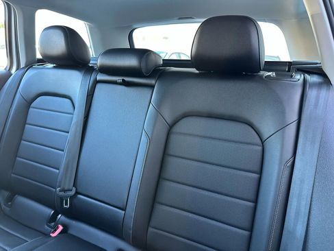 Used 2017 Volkswagen Golf SEL image 13