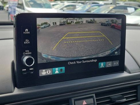 Certified 2025 Honda Pilot TrailSport image 27