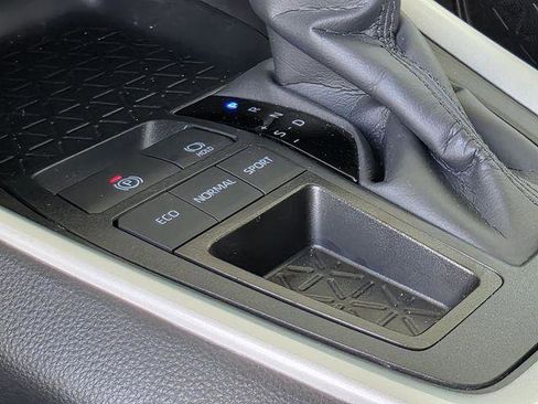 Certified 2025 Toyota RAV4 XLE w/ Convenience Package FWD image 22