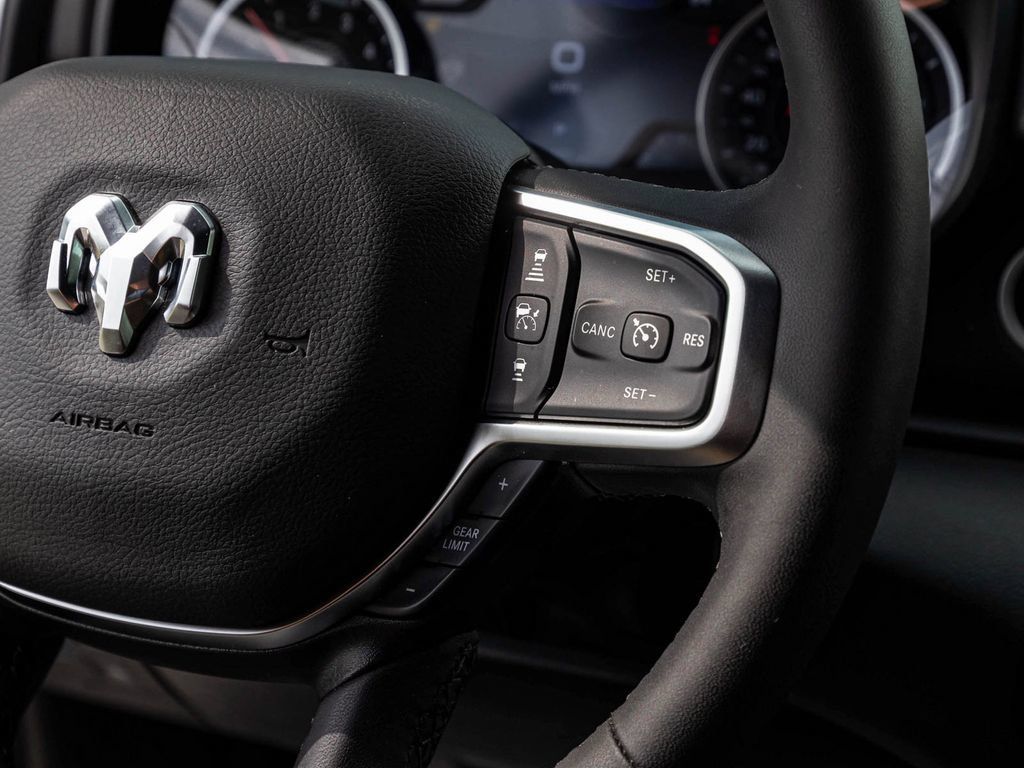 Used 2026 RAM 1500 Big Horn AWD/4WD image 23
