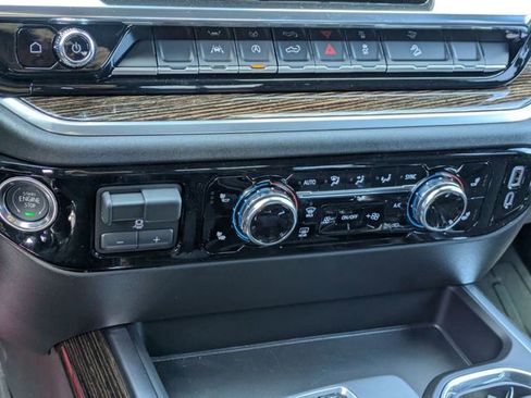 New 2026 GMC Sierra 1500 Elevation AWD/4WD image 23