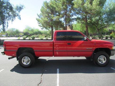 Used 1996 Dodge Ram 2500 Truck 4x4 Club Cab image 5