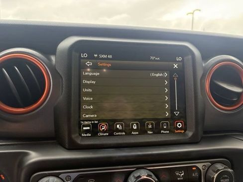 Used 2022 Jeep Gladiator Mojave w/ LED Lighting Group AWD/4WD image 20