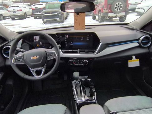 New 2026 Chevrolet Trax LT w/ Driver Confidence Package image 21
