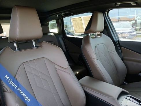 Used 2025 BMW X3 xDrive30i w/ Premium Package image 18