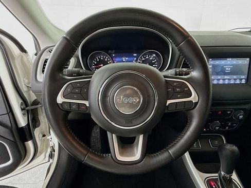 Used 2020 Jeep Compass Latitude w/ Popular Equipment Group FWD image 7