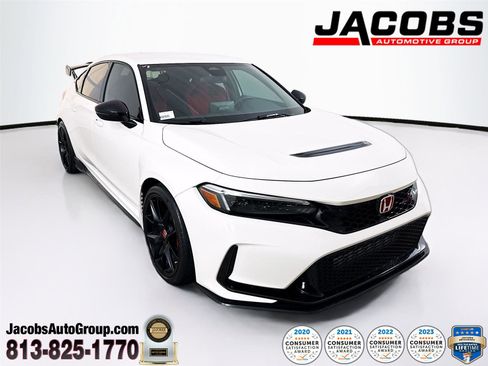Used 2025 Honda Civic Type R image 1