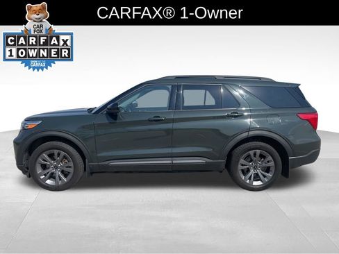 Used 2022 Ford Explorer XLT w/ Equipment Group 202A image 4