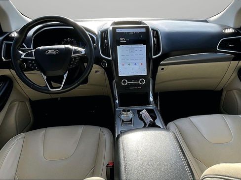 Used 2021 Ford Edge Titanium w/ Equipment Group 301A image 14