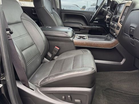 Used 2015 GMC Sierra 2500 Denali w/ Duramax Plus Package image 14