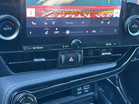 Used 2024 Lexus NX 350h AWD image 22