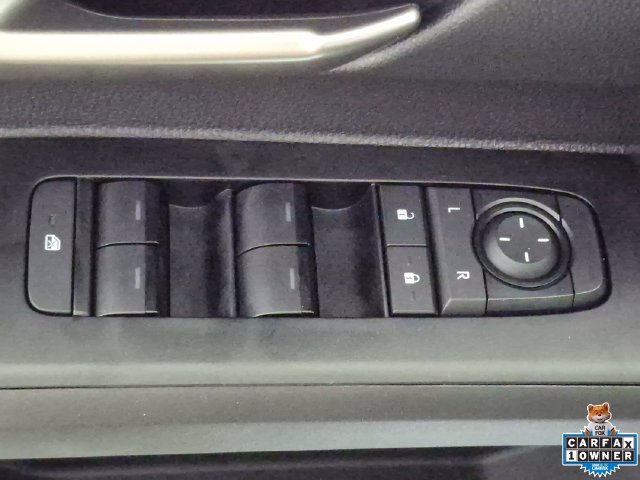 Used 2025 Toyota Tacoma TRD Sport AWD/4WD image 16