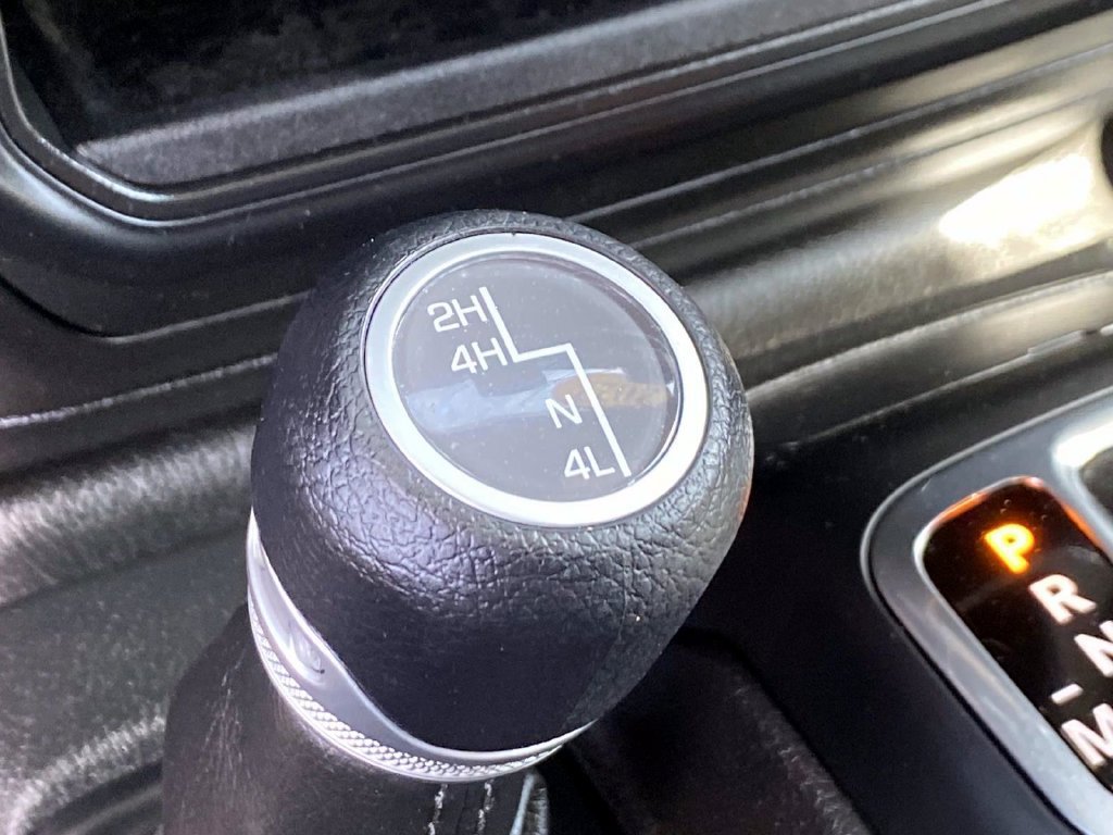 Used 2022 Jeep Wrangler Unlimited Sport AWD/4WD image 30