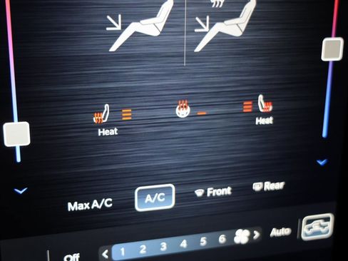 Used 2022 RAM 1500 TRX w/ TRX Level 1 Equipment Group image 9