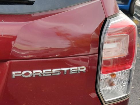 Used 2018 Subaru Forester 2.5i Premium image 8