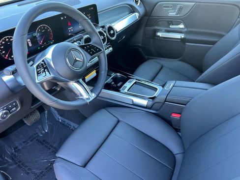 New 2026 Mercedes-Benz GLB 250 image 13