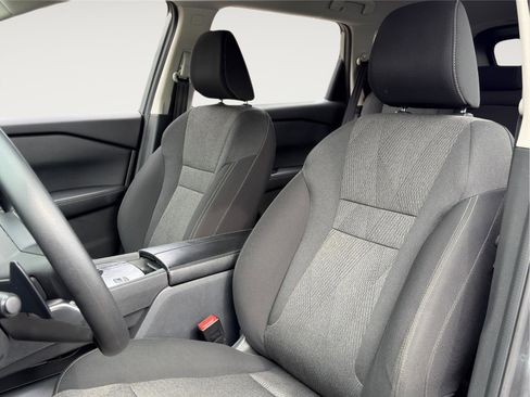 Used 2024 Nissan Rogue SV image 10