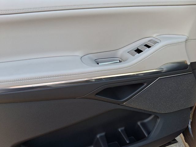 New 2026 Lincoln Navigator L Reserve AWD/4WD image 10