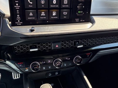 Used 2025 Honda Accord Sport image 3