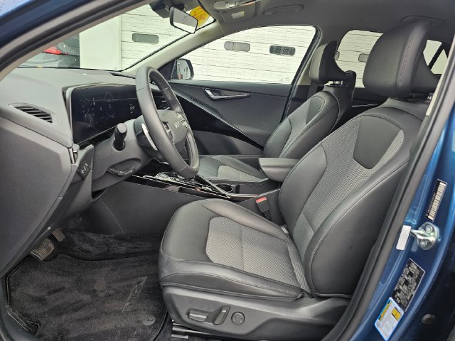 Certified 2023 Kia Niro Wind w/ Wind Preserve Package FWD image 21