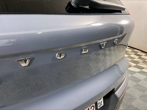 Used 2023 Volvo XC40 Recharge Plus w/ Protection Package Premier AWD/4WD image 31