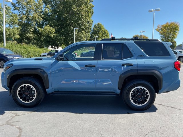 Used 2025 Toyota 4Runner TRD Off-Road Premium AWD/4WD image 12