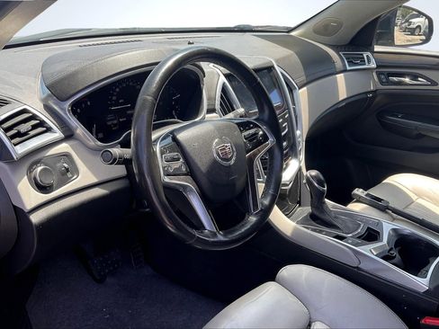 Used 2014 Cadillac SRX Luxury image 14