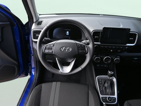Certified 2026 Hyundai Venue SEL FWD image 13