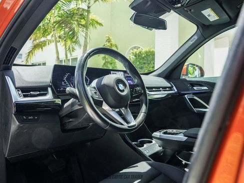 Used 2023 BMW X1 xDrive28i AWD/4WD image 18