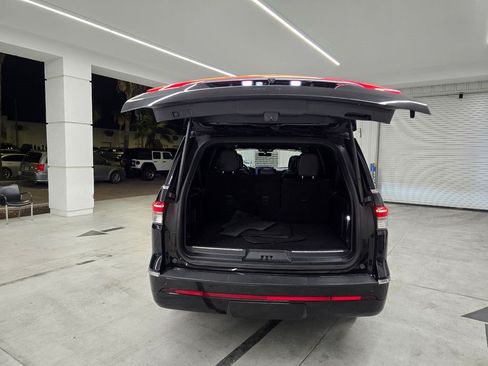 Used 2023 Lincoln Navigator L Reserve AWD/4WD image 44
