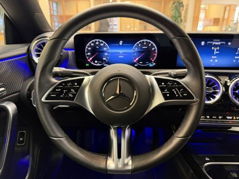 Certified 2025 Mercedes-Benz CLA 250 image 8