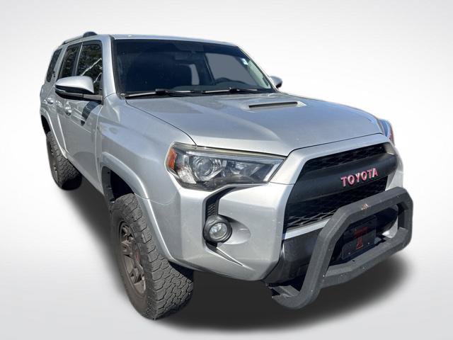 Used 2017 Toyota 4Runner TRD Off-Road Premium AWD/4WD image 12