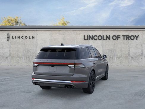 New 2025 Lincoln Aviator Black Label image 8