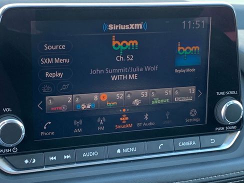 Used 2025 Nissan Rogue SV image 20