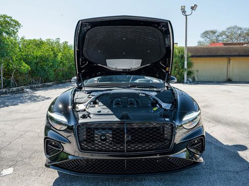 Used 2025 Bentley Continental GT Speed image 33