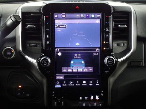 New 2026 RAM 2500 Big Horn image 32