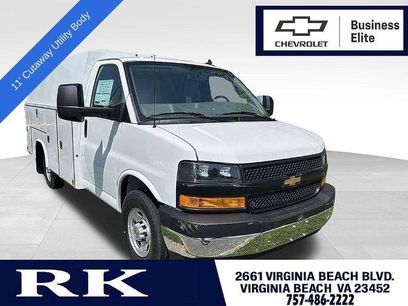 New 2025 Chevrolet Express 3500 w/ Power Convenience Package