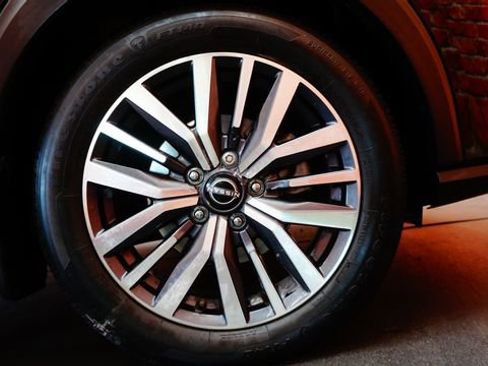 Certified 2023 Nissan Kicks SV FWD image 88