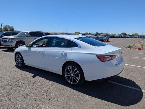 Used 2024 Chevrolet Malibu LT image 3