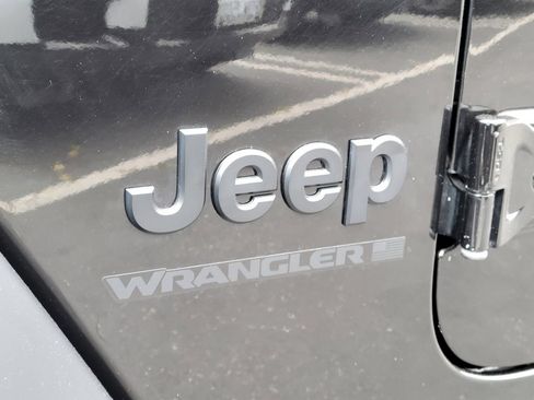 Used 2025 Jeep Wrangler Unlimited Sport AWD/4WD image 22