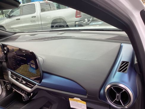 Used 2024 Chevrolet Equinox EV LT image 16