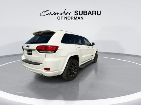 Used 2019 Jeep Grand Cherokee Altitude RWD image 8