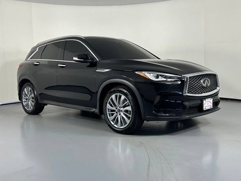 Used 2023 INFINITI QX50 Luxe AWD/4WD image 1