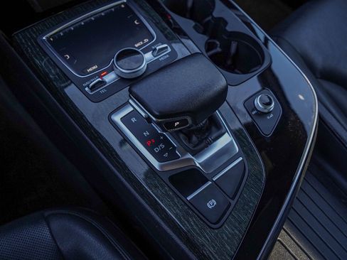 Used 2019 Audi Q7 3.0T Prestige w/ Prestige Package image 20