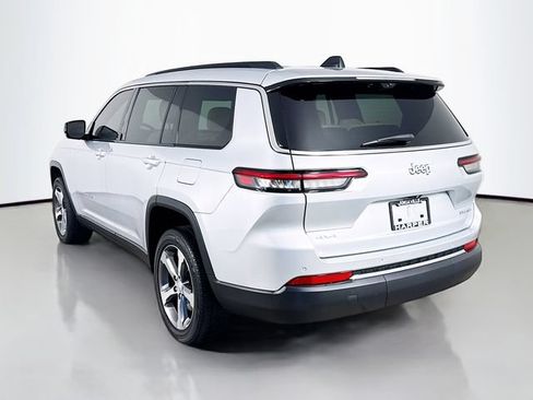 Used 2024 Jeep Grand Cherokee L Limited w/ Luxury Tech Group II AWD/4WD image 10