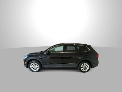 Used 2019 Volkswagen Tiguan SE w/ Panoramic Sunroof Package image 5