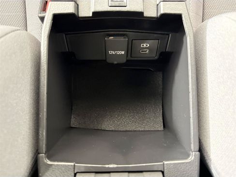 Used 2023 Toyota Corolla Cross AWD Hybrid image 30
