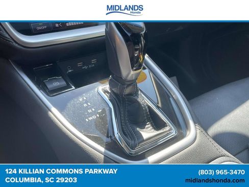 Used 2022 Subaru Outback Limited w/ Popular Package #2 AWD/4WD image 31